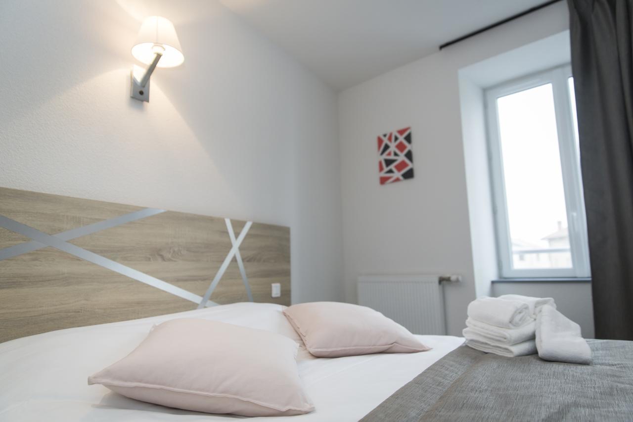Le Relais Delys Hotel Saint-Remy-sur-Durolle Ngoại thất bức ảnh